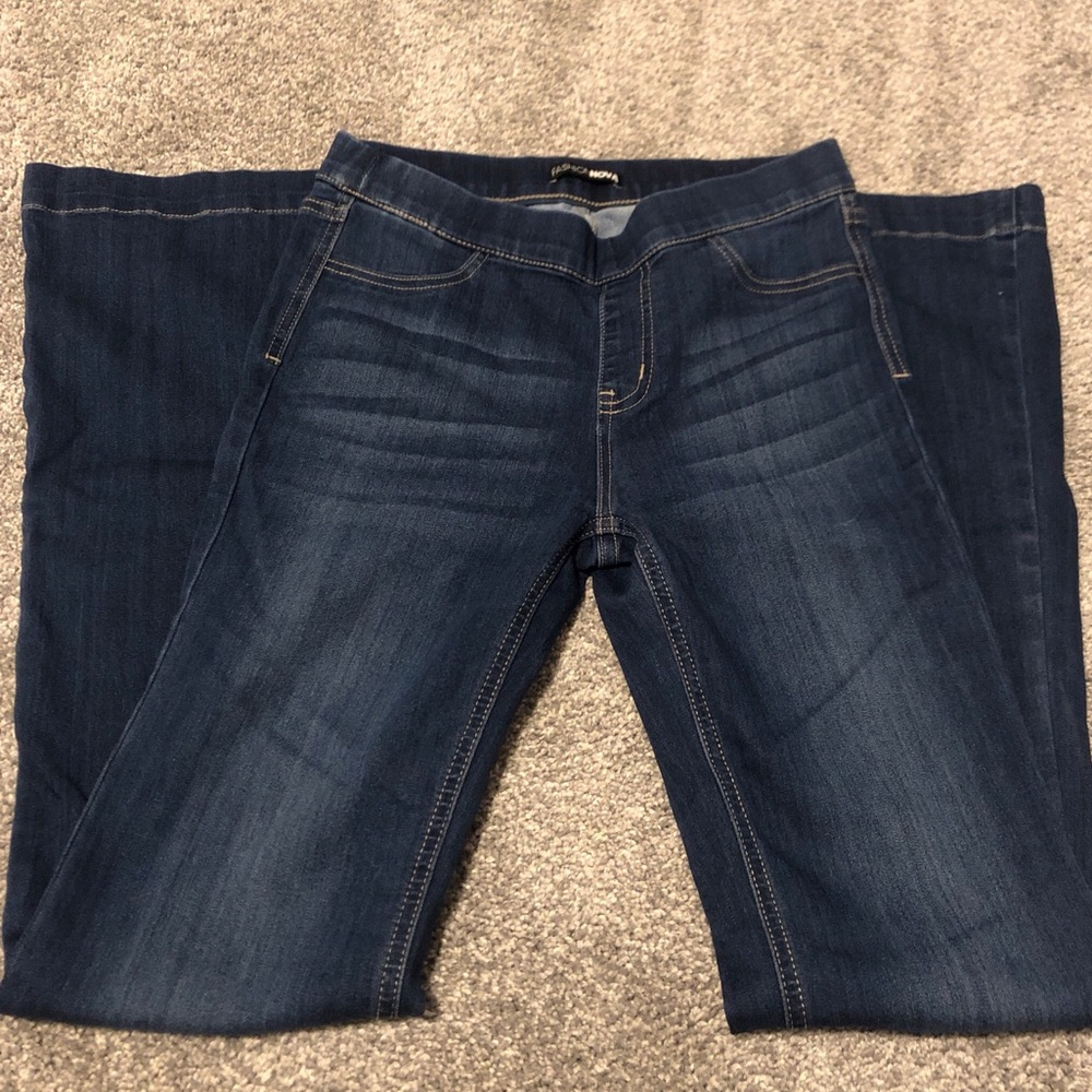 Jeans - Picture 4 of 5